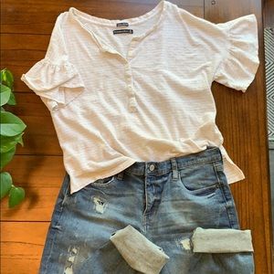 ABERCROMBIE AND FITCH ruffle sleeved Henley EUC